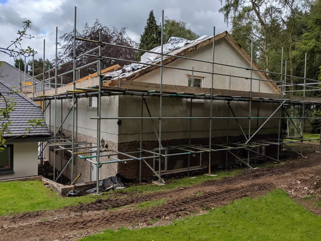Scaffoldinmg for extensions and builders